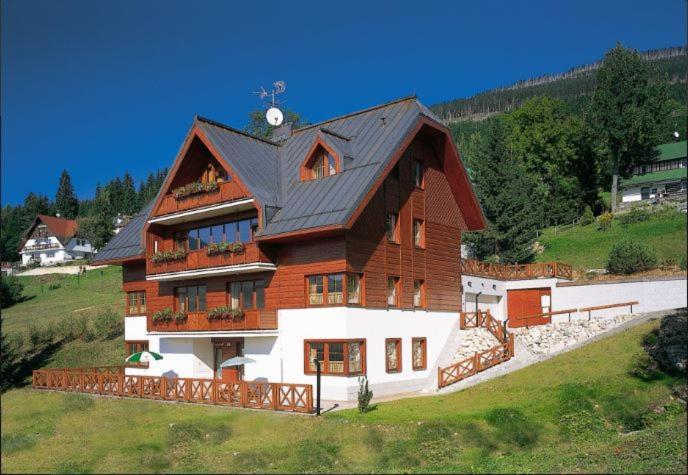 Pension Kubu Apartment 4 Samostatny Byt S Kuchyni Špindlerŭv Mlýn Exterior foto